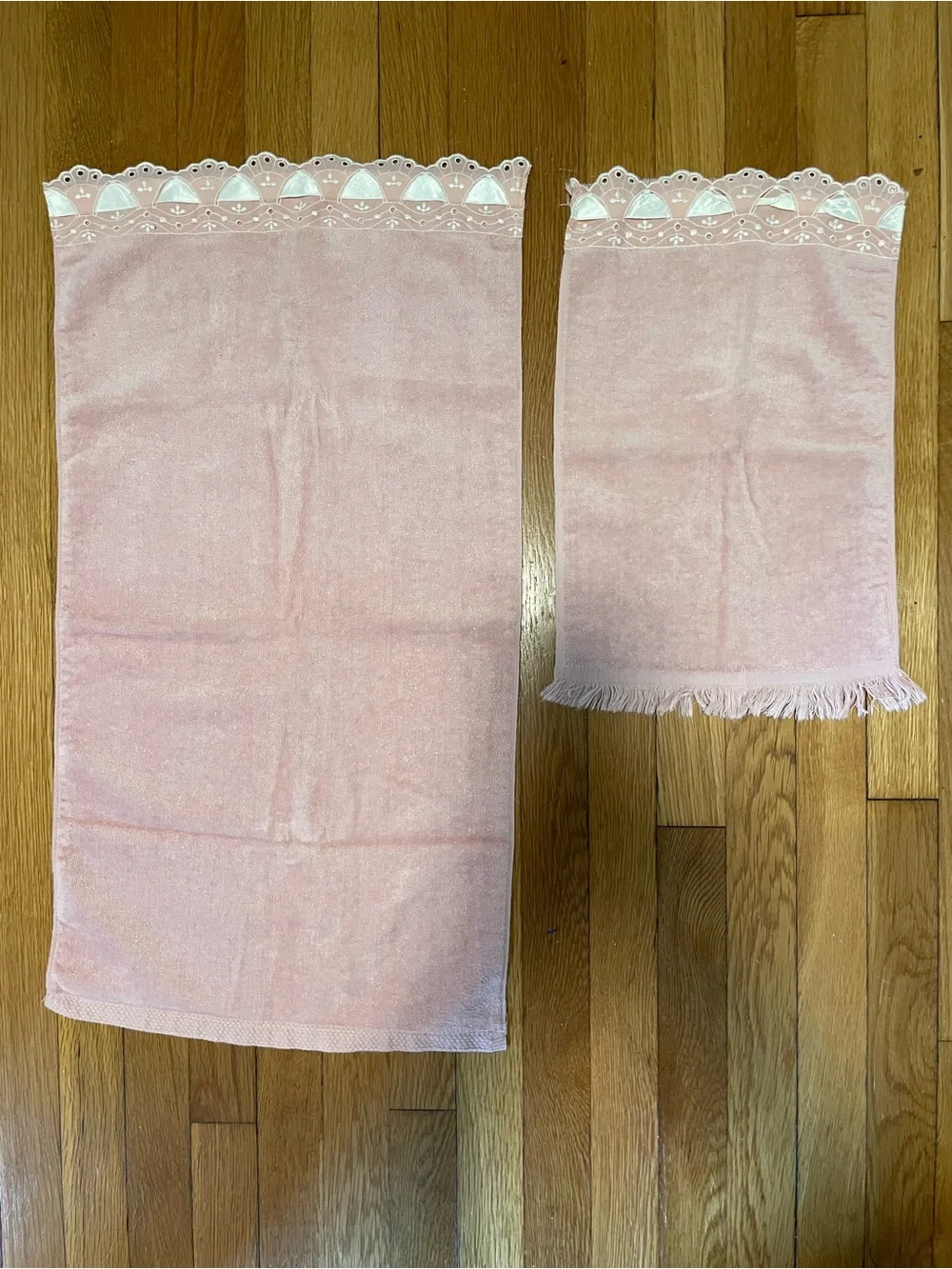 Vintage Laura Ashley Avanti Pink Eyelet Lace Bath Towel Set Cottagecore